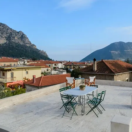 Danesi House * Leonídion