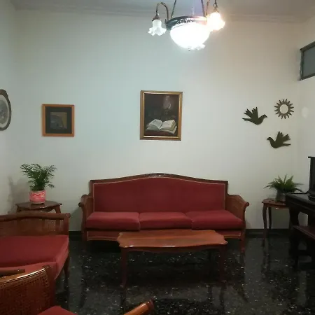 Danesi House * Leonidio