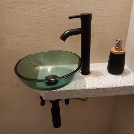 Danesi House Leonídion