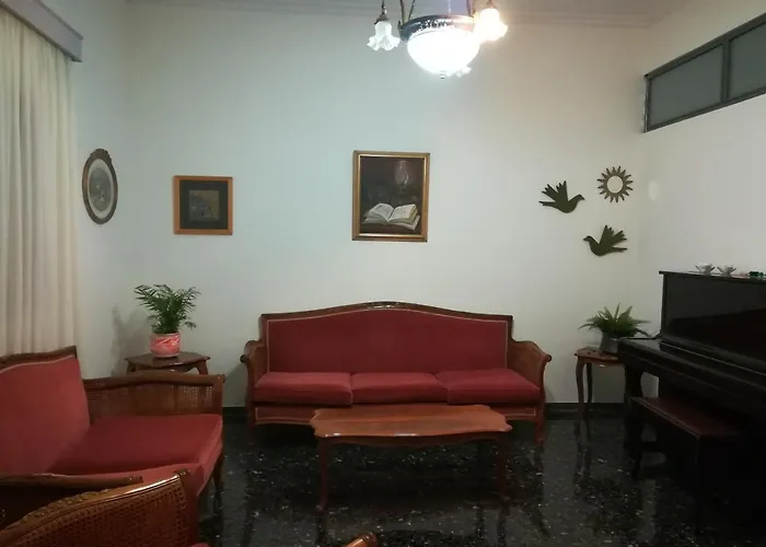 Danesi House * Leonídio