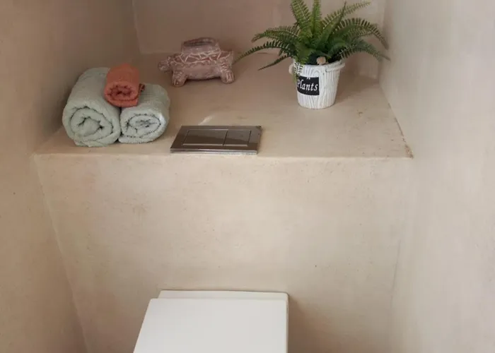 Danesi House Leonídio