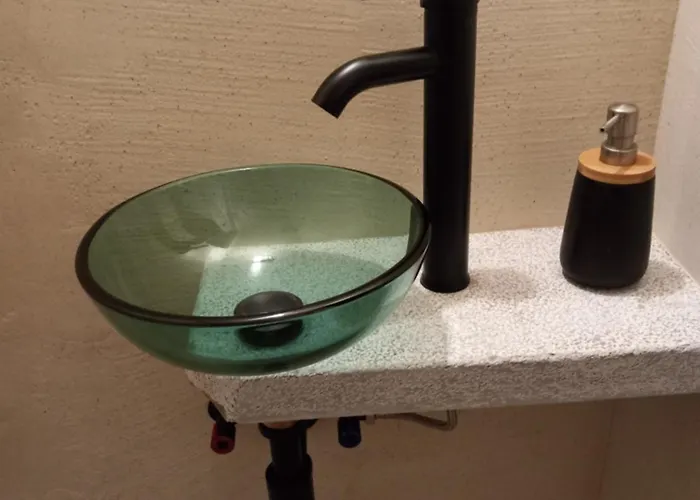 Danesi House Leonídio